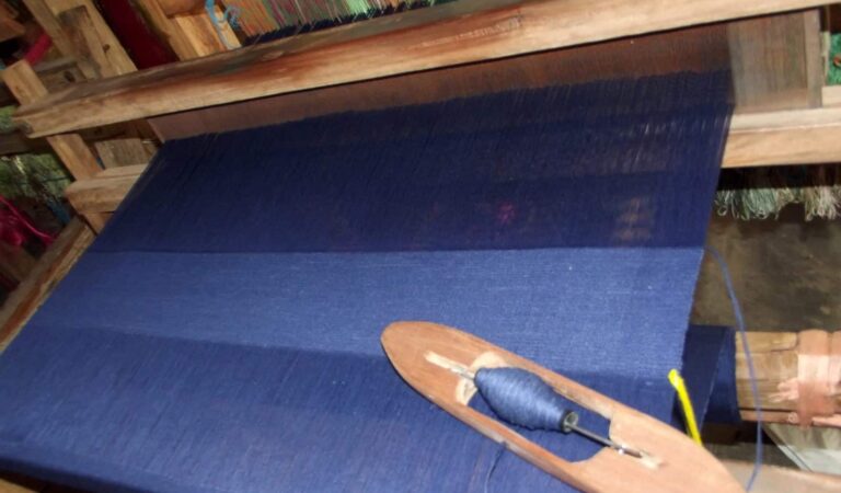 The Jokelinks Clothing Limited: Creation of Weaving Schools in Africa