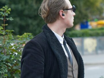 true wireless earbuds