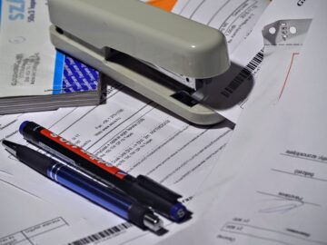 invoices
