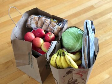 fruits banane pomme en livarison