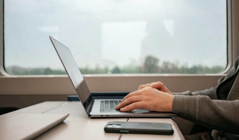Top 6 des Meilleurs VPN : Lequel Choisir pour une Protection Totale ?